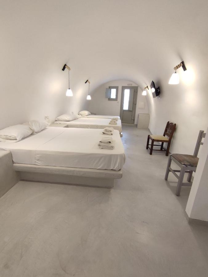 Fira Blue Dome Rooms Fira (Santorini) Exterior photo
