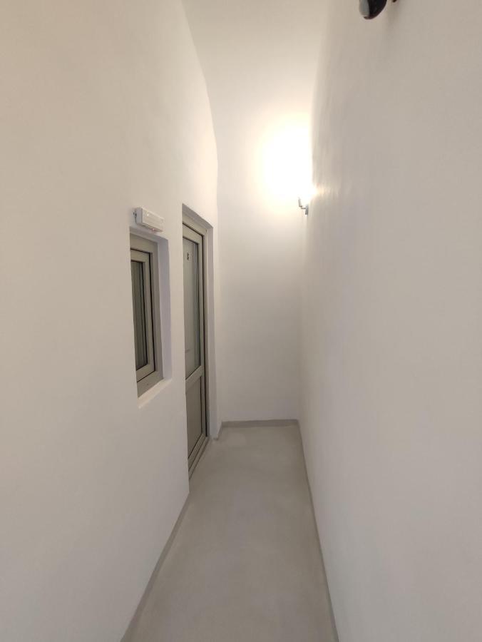 Fira Blue Dome Rooms Fira (Santorini) Exterior photo