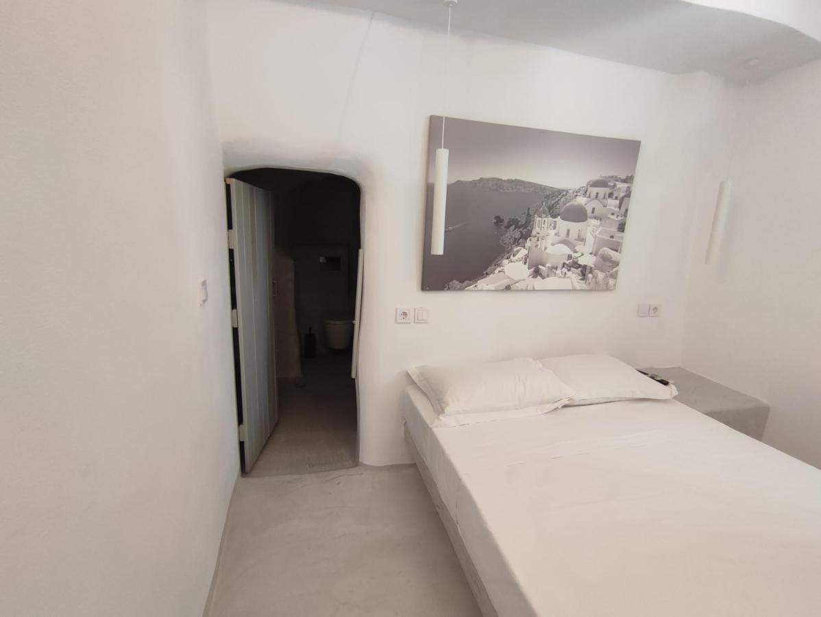 Fira Blue Dome Rooms Fira (Santorini) Exterior photo