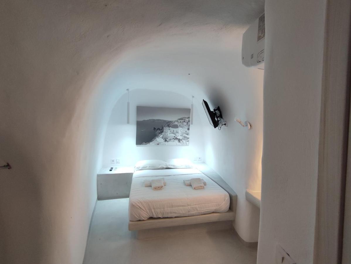 Fira Blue Dome Rooms Fira (Santorini) Exterior photo